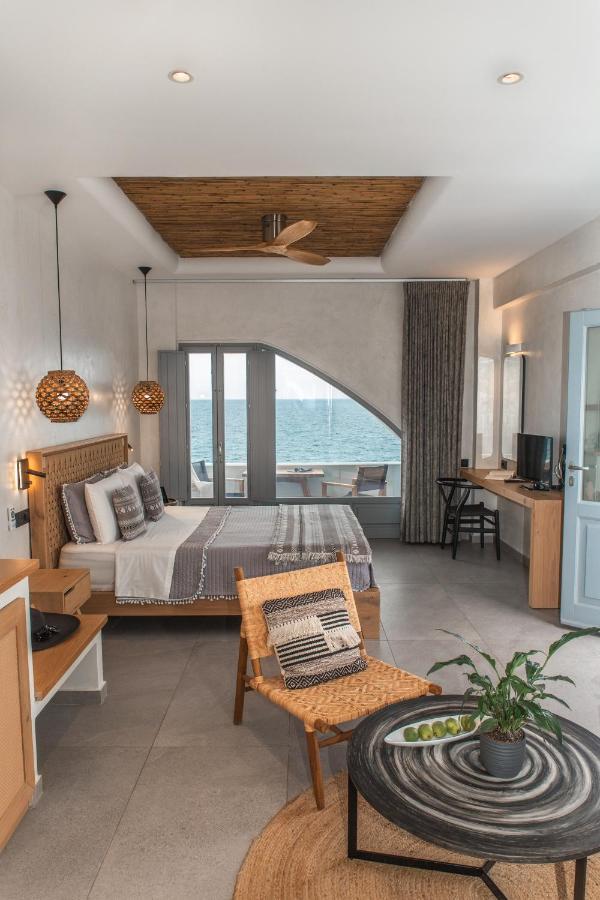 Almyra Oia Suites Exterior foto