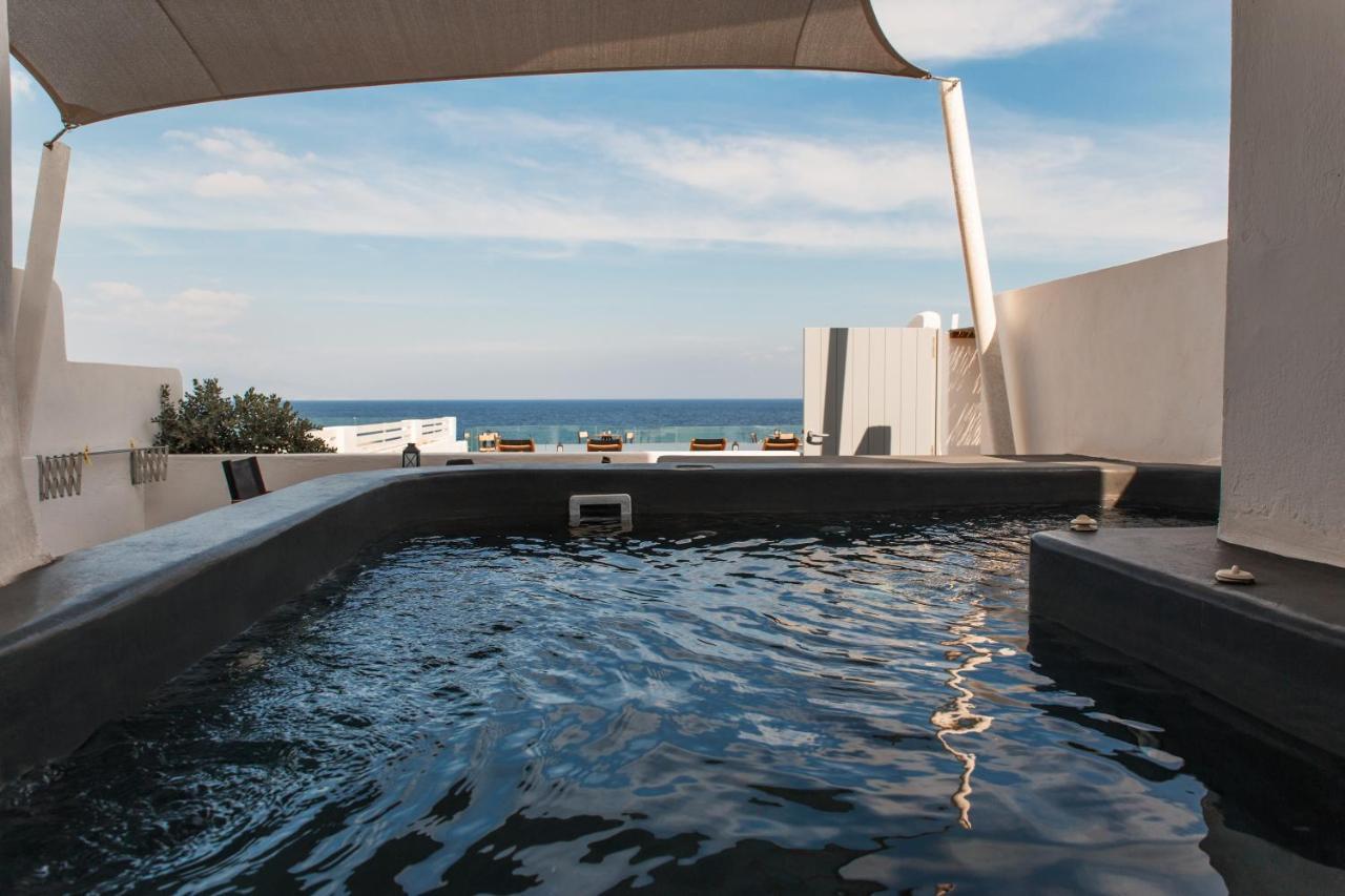 Almyra Oia Suites Exterior foto